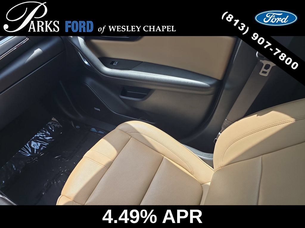 Used 2024 Chevrolet Blazer Premier w/ Enhanced Convenience Package FWD image 15