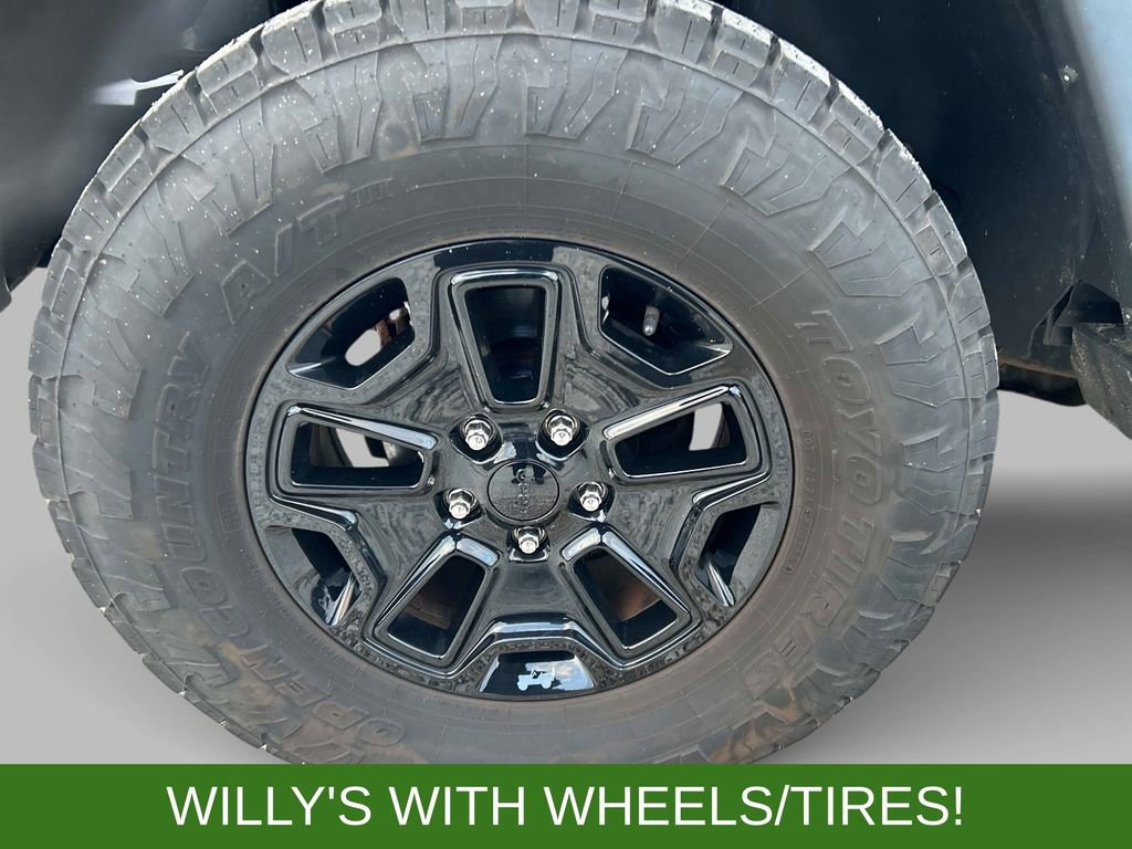 Used 2016 Jeep Wrangler Unlimited Willys image 9