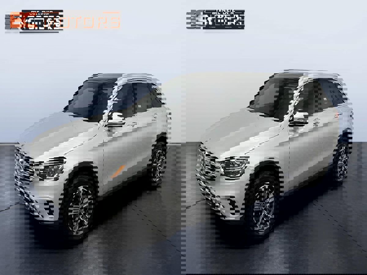 Used 2020 Mercedes-Benz GLC 300 4MATIC image 1