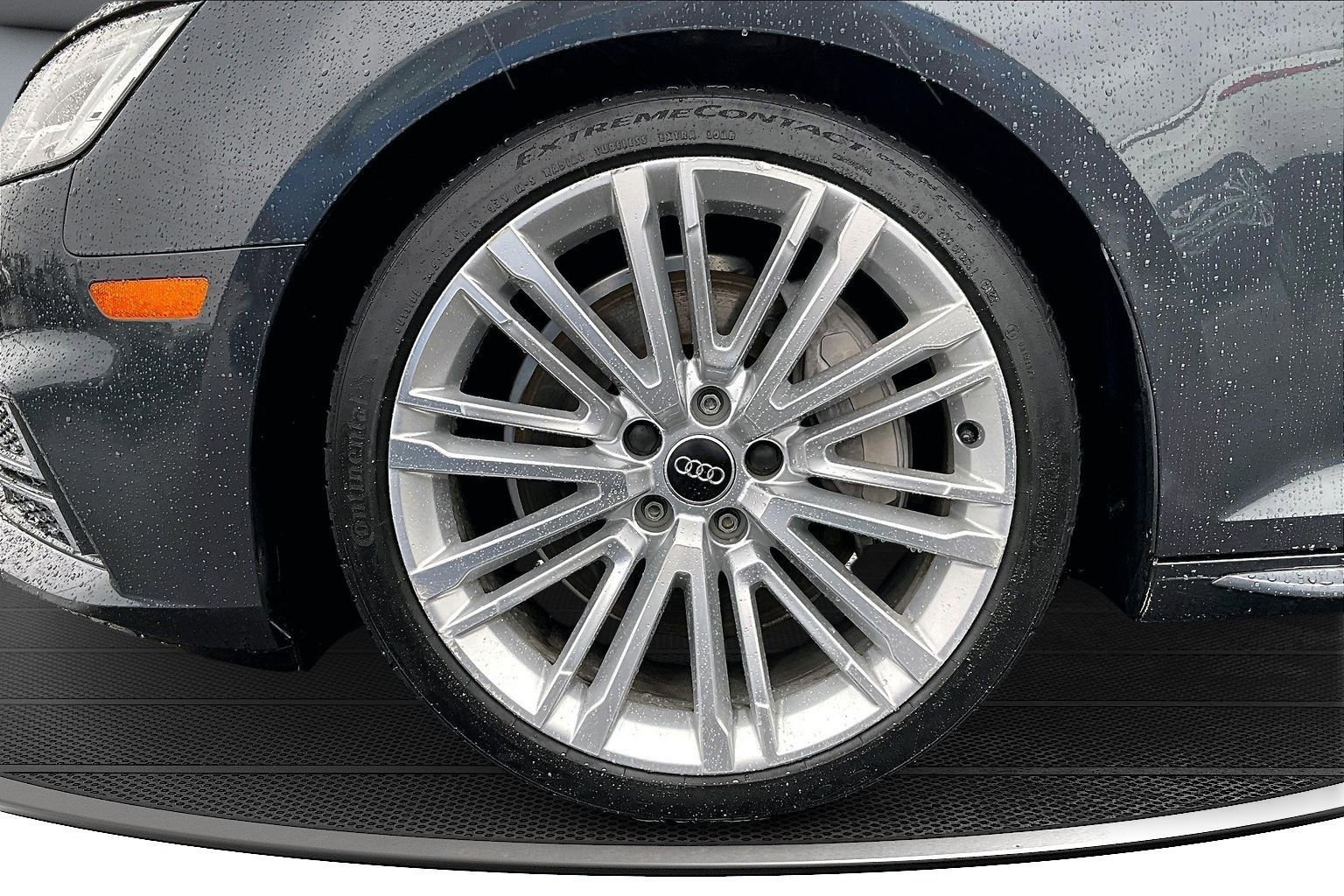 Used 2017 Audi A4 2.0T Prestige w/ Prestige Package image 34