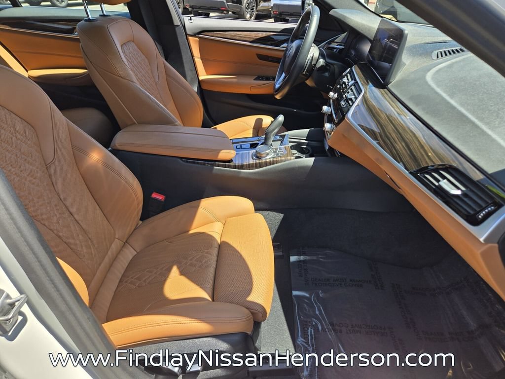 Used 2023 BMW 540i w/ Convenience Package RWD image 16