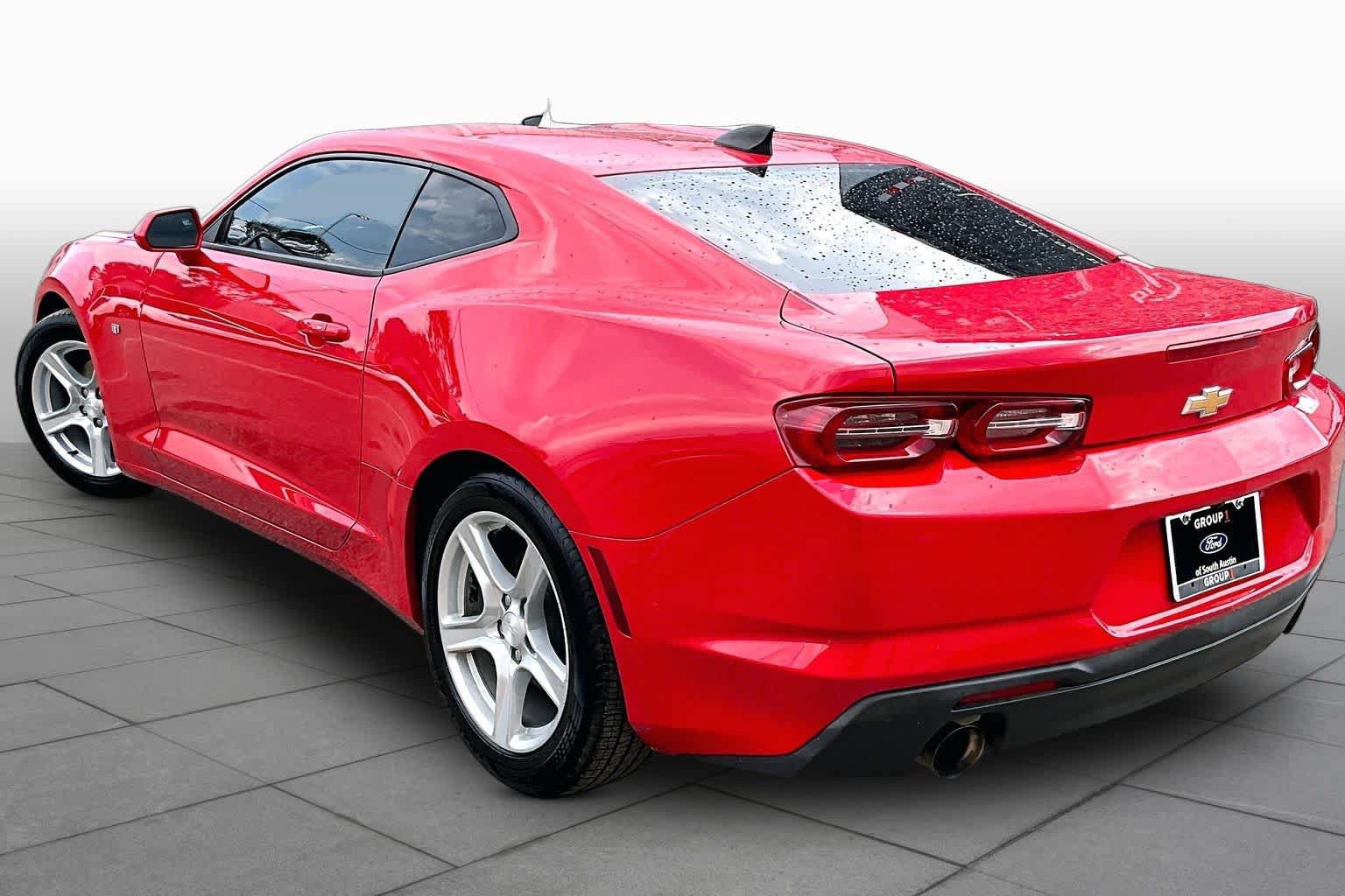 Used 2023 Chevrolet Camaro LT RWD image 12
