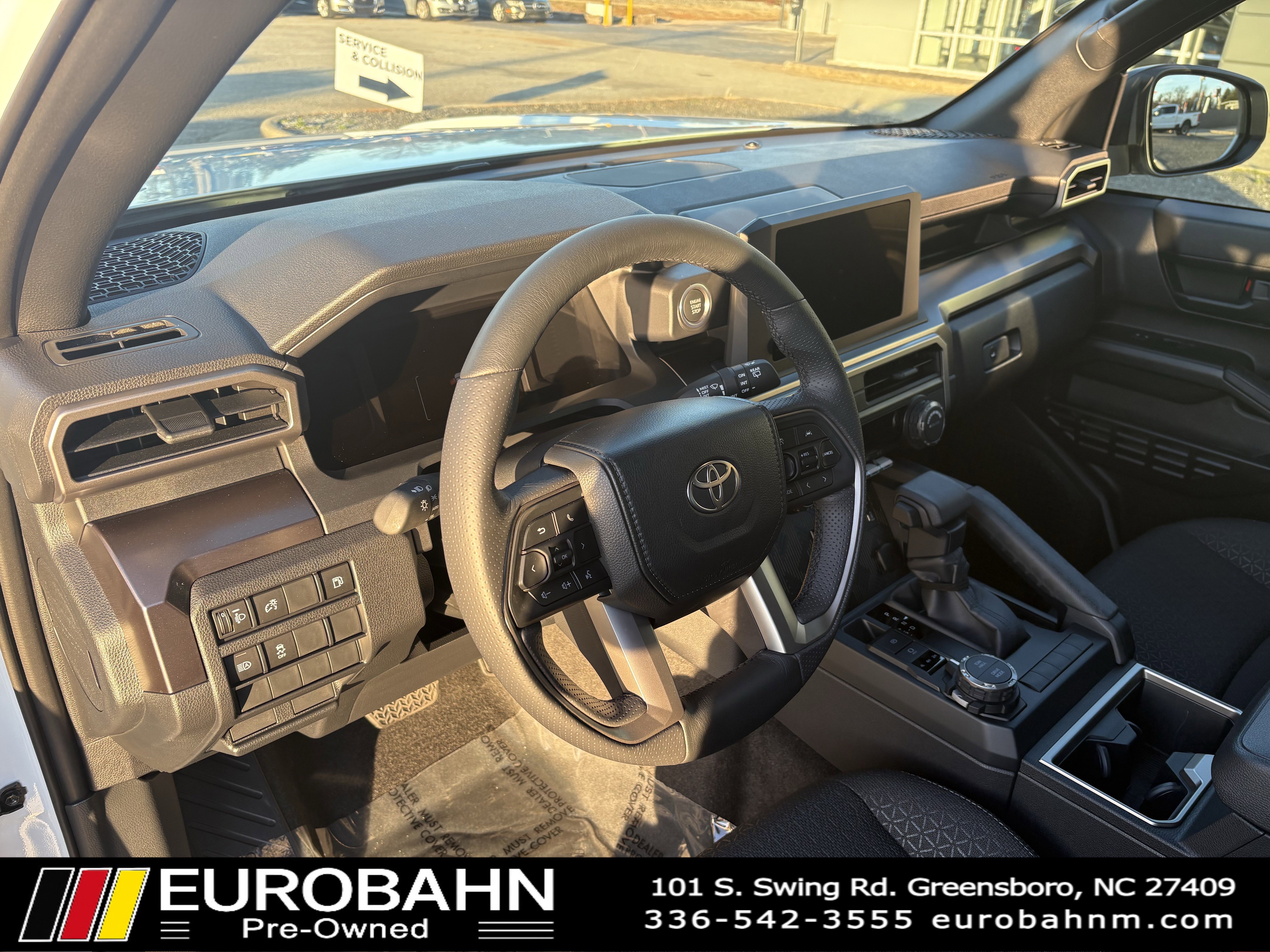 Used 2025 Toyota 4Runner SR5 image 14