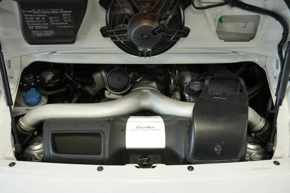 Used 2008 Porsche 911 Turbo image 33