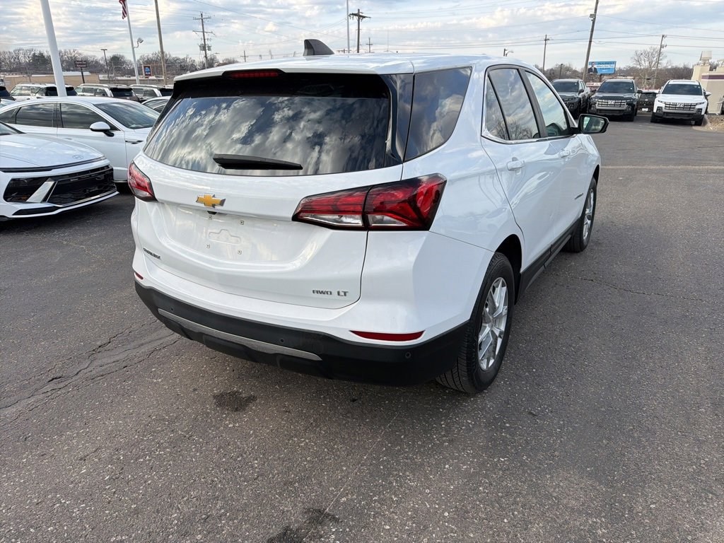 Used 2023 Chevrolet Equinox LT w/ Driver Convenience Package image 7
