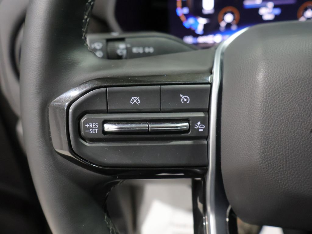 Used 2025 Chevrolet Colorado Trail Boss image 34