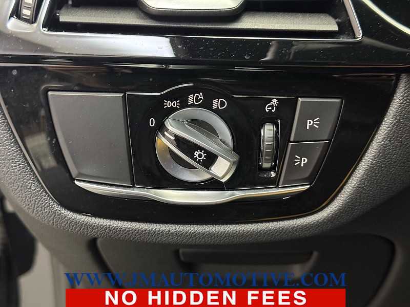 Used 2023 BMW 530i xDrive w/ Premium Package image 37