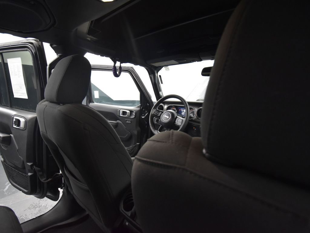 Used 2022 Jeep Wrangler Unlimited Sport image 18