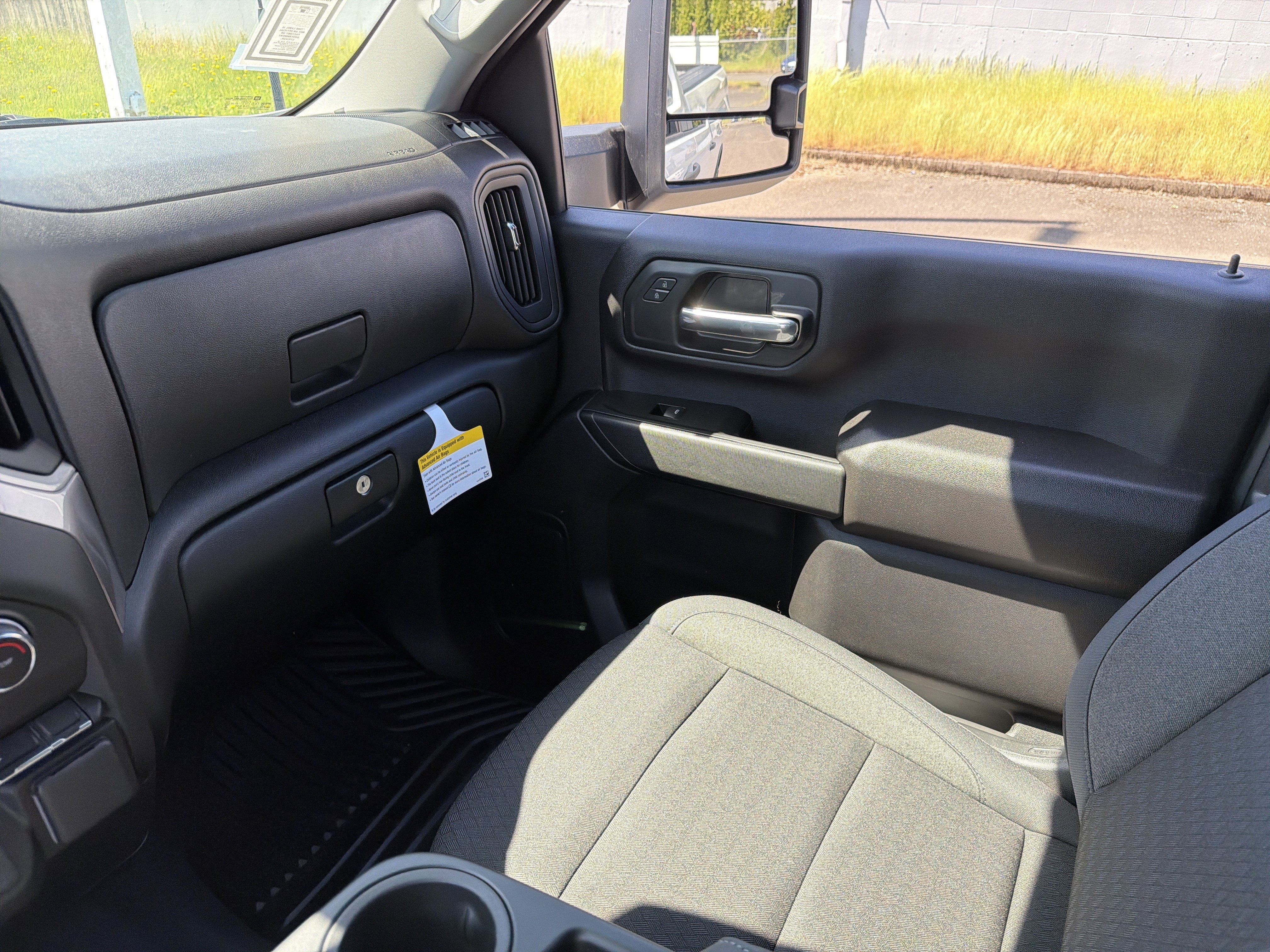 New 2026 Chevrolet Silverado 2500 Custom w/ Custom Value Package AWD/4WD image 24