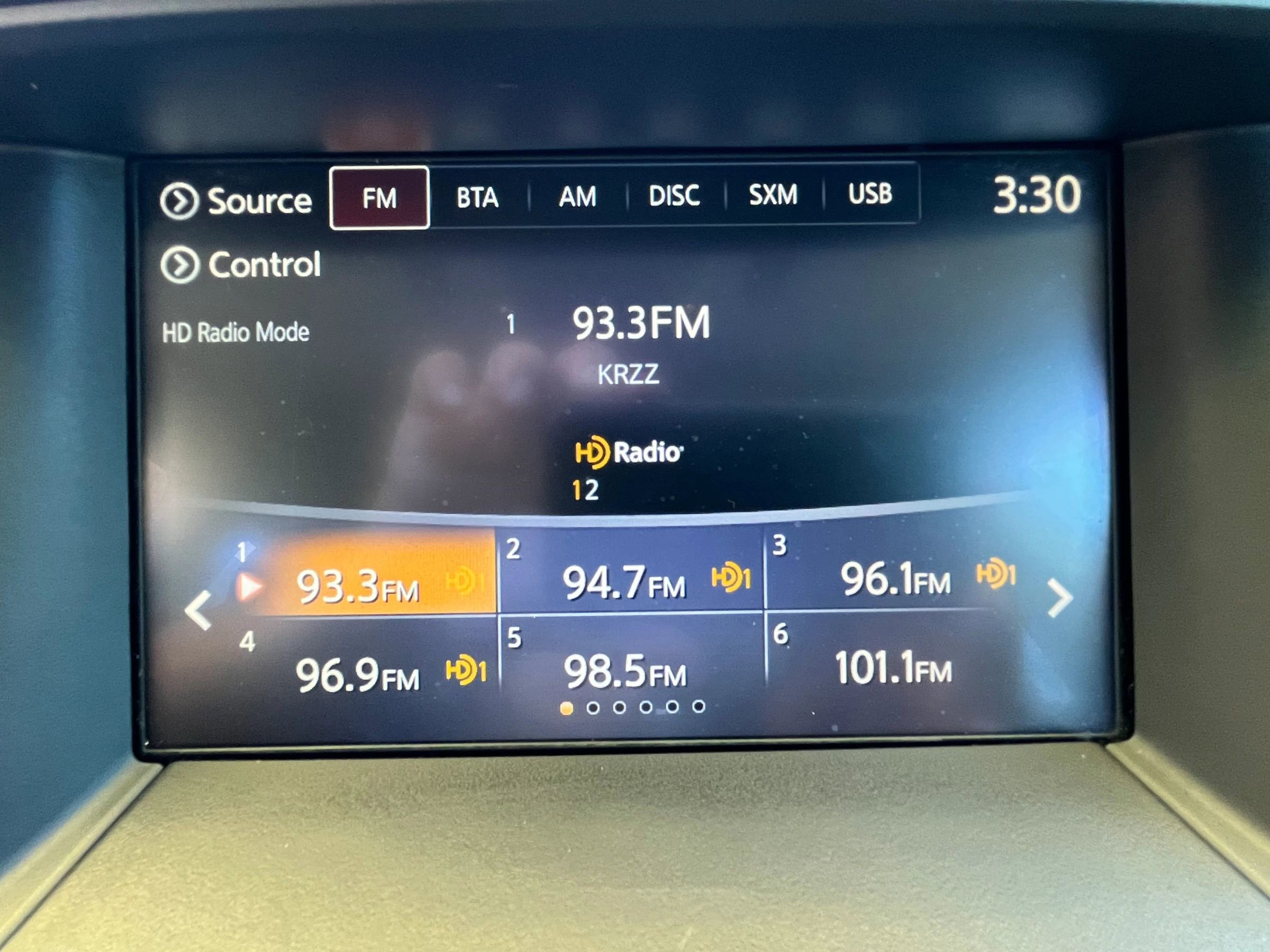 Used 2017 Nissan Pathfinder SV w/ Trailer Tow Package image 27