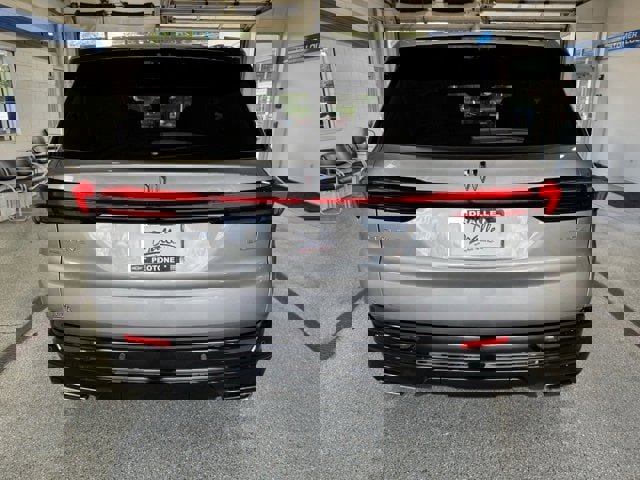 New 2026 Buick Enclave Sport Touring w/ Power Package image 9