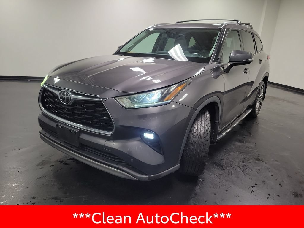 Used 2021 Toyota Highlander Platinum AWD/4WD image 4