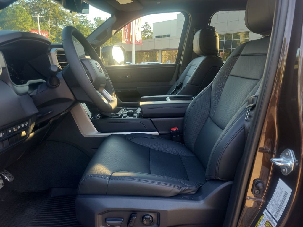 Used 2025 Toyota Tundra Limited image 16
