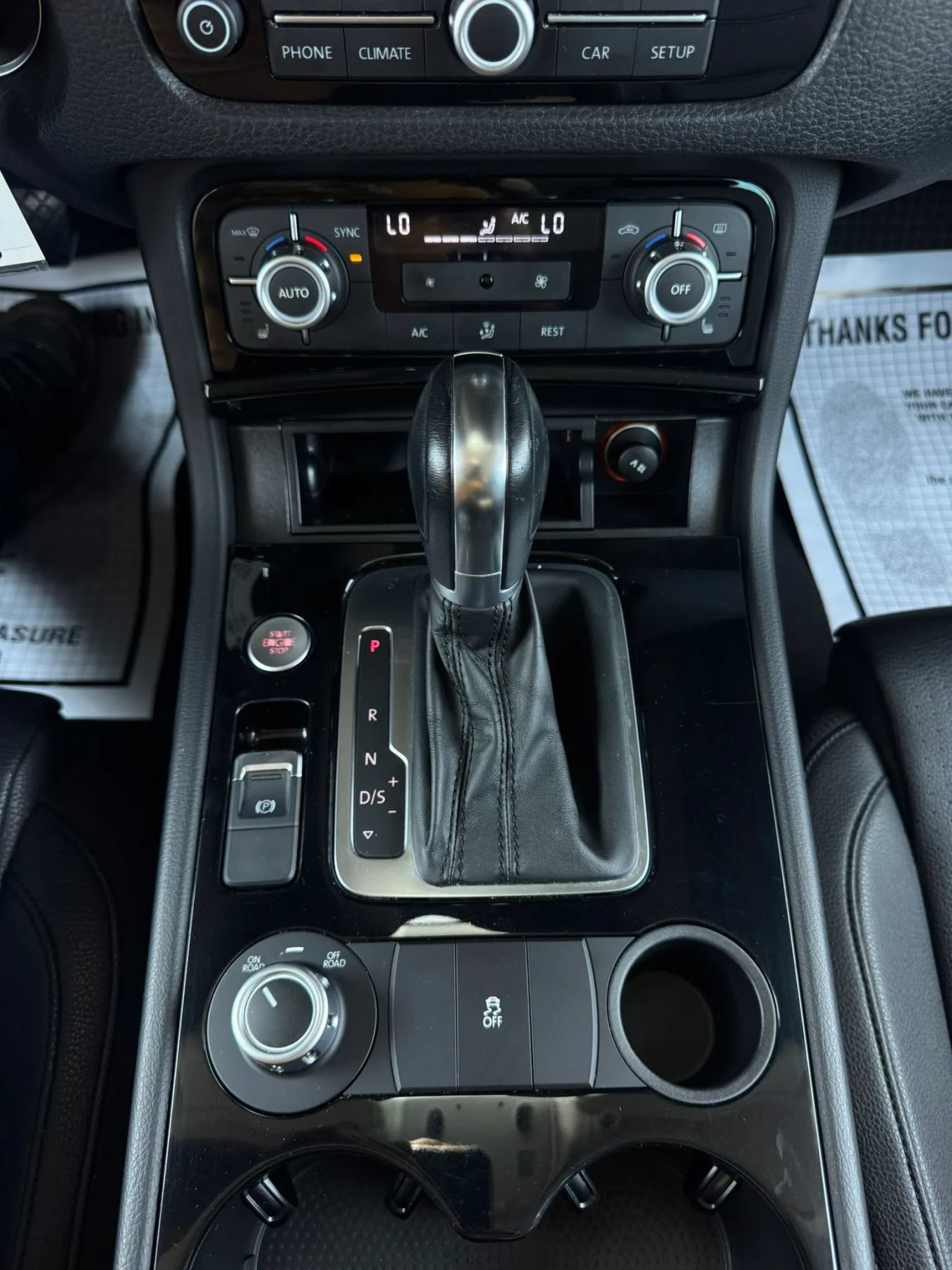 Used 2014 Volkswagen Touareg Sport AWD/4WD image 13