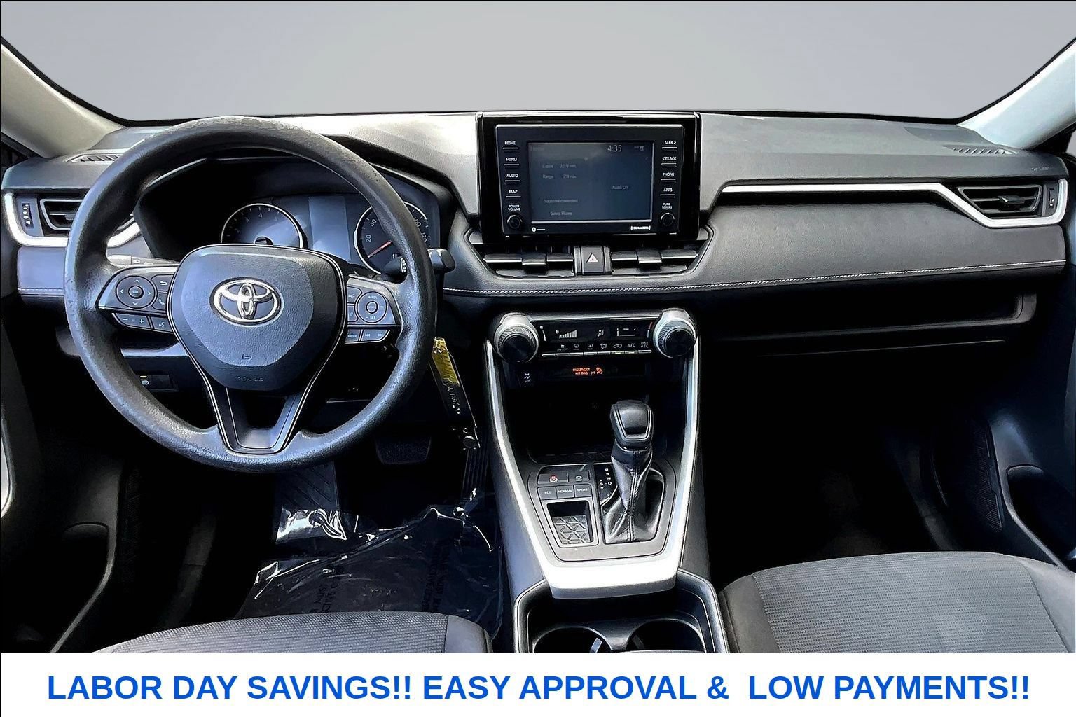 Used 2021 Toyota RAV4 LE FWD image 6