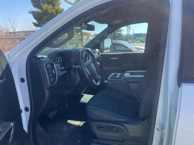 Used 2022 Chevrolet Silverado 3500 LT w/ Convenience Package image 2