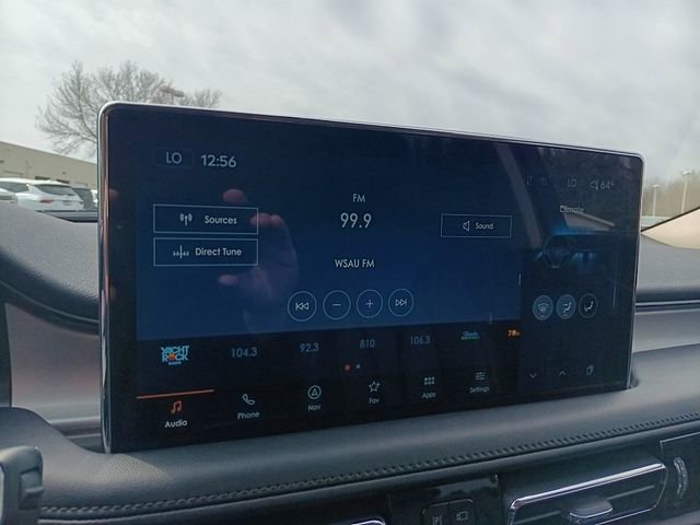 Used 2022 Lincoln Nautilus AWD w/ Premium Package image 9