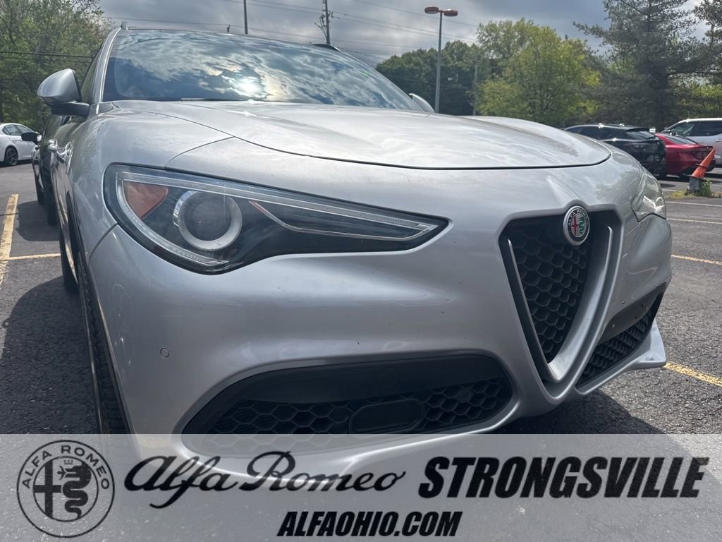 Used 2018 Alfa Romeo Stelvio Ti Sport AWD/4WD image 1