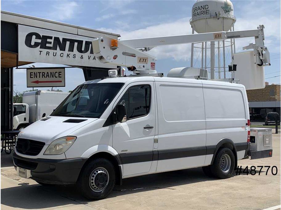 Used 2013 Mercedes-Benz Sprinter 3500 image 1
