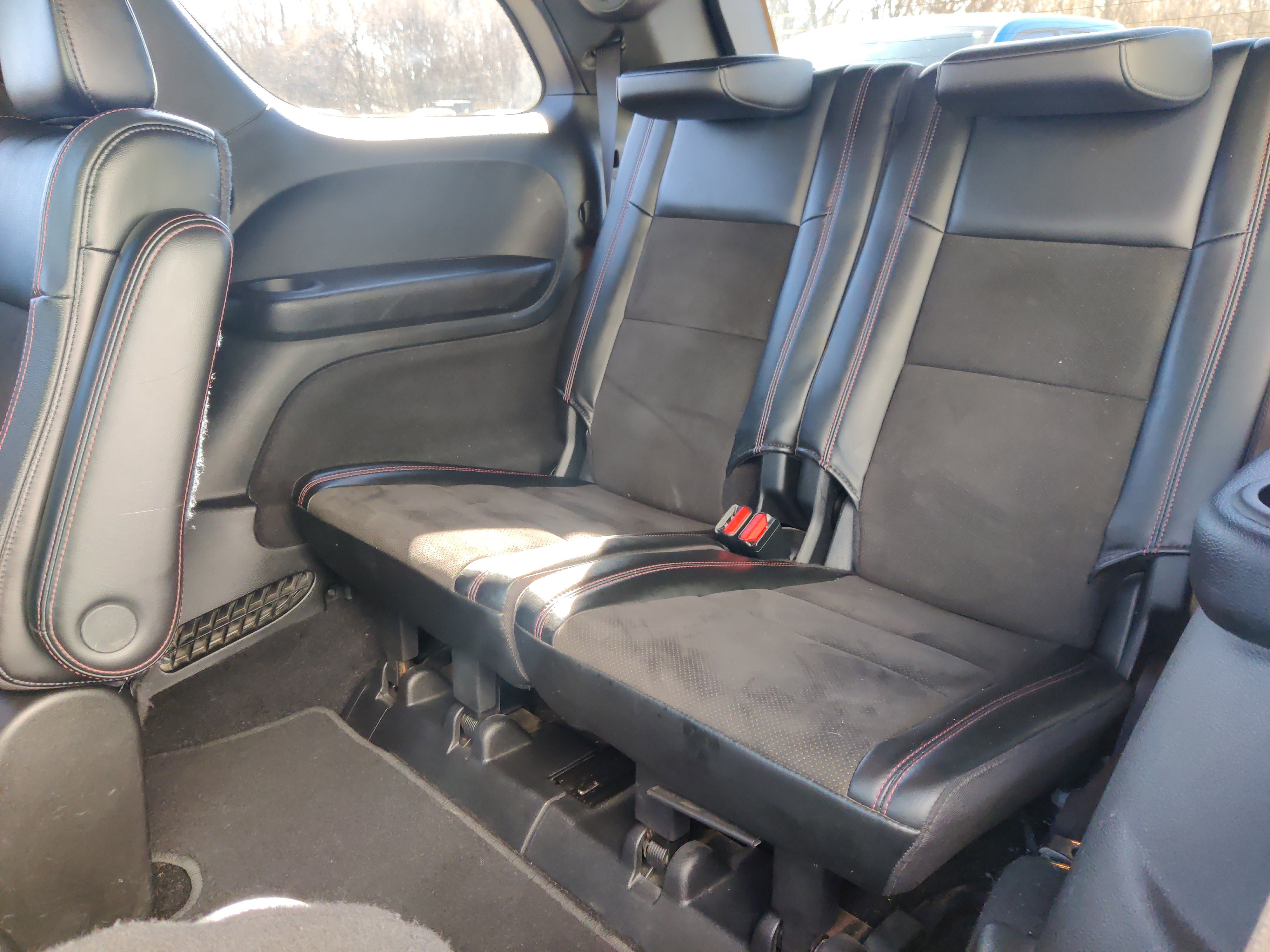 Used 2021 Dodge Durango R/T w/ Blacktop Package image 32