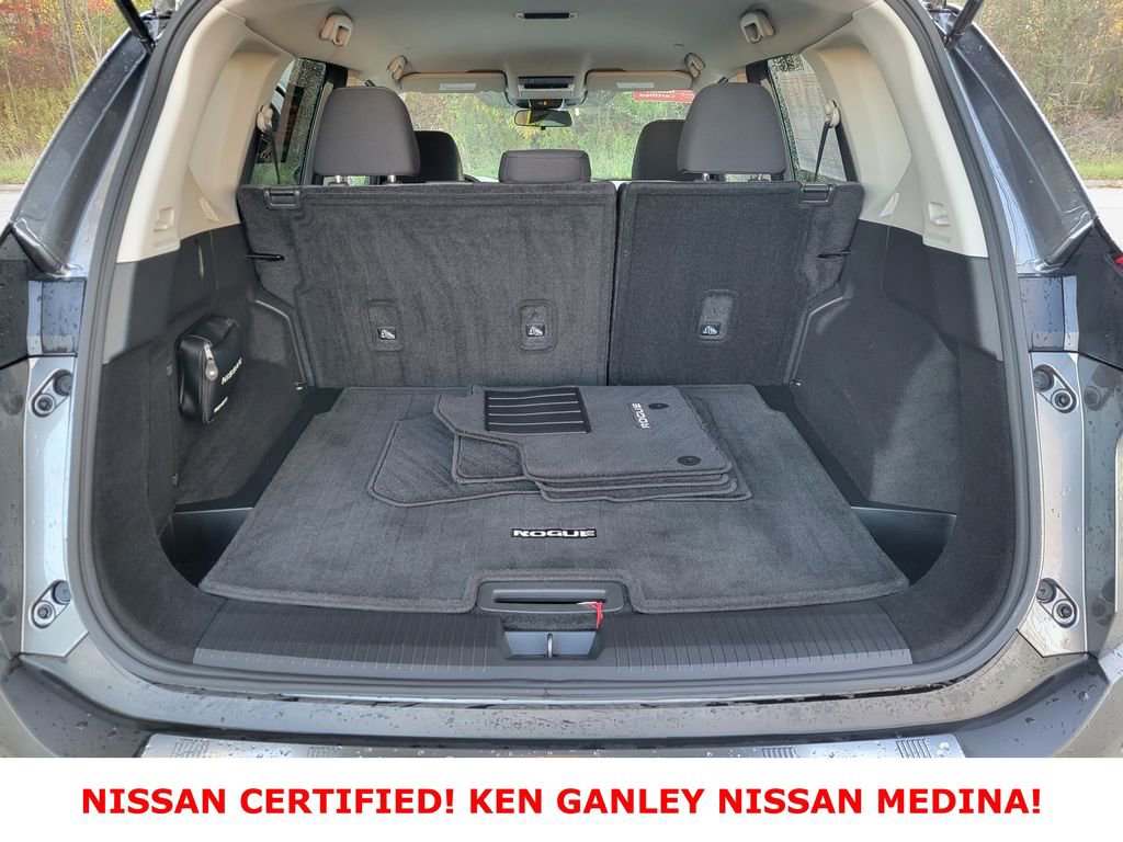 Certified 2023 Nissan Rogue SV image 42