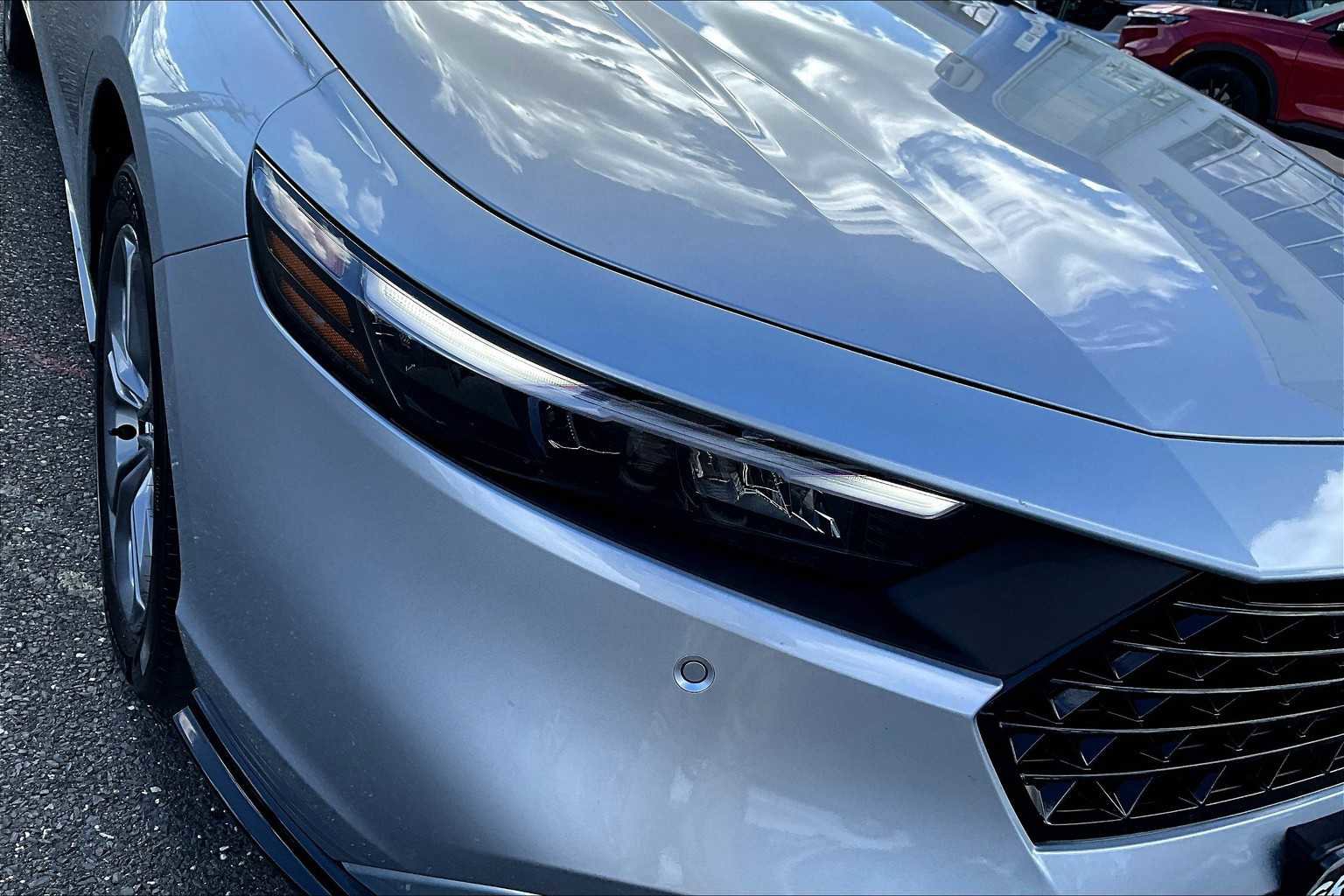 Used 2025 Honda Accord EX-L image 26