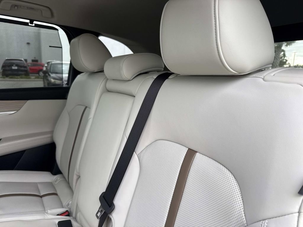 Used 2025 MAZDA CX-90 3.3 Turbo S w/ Premium Package image 18