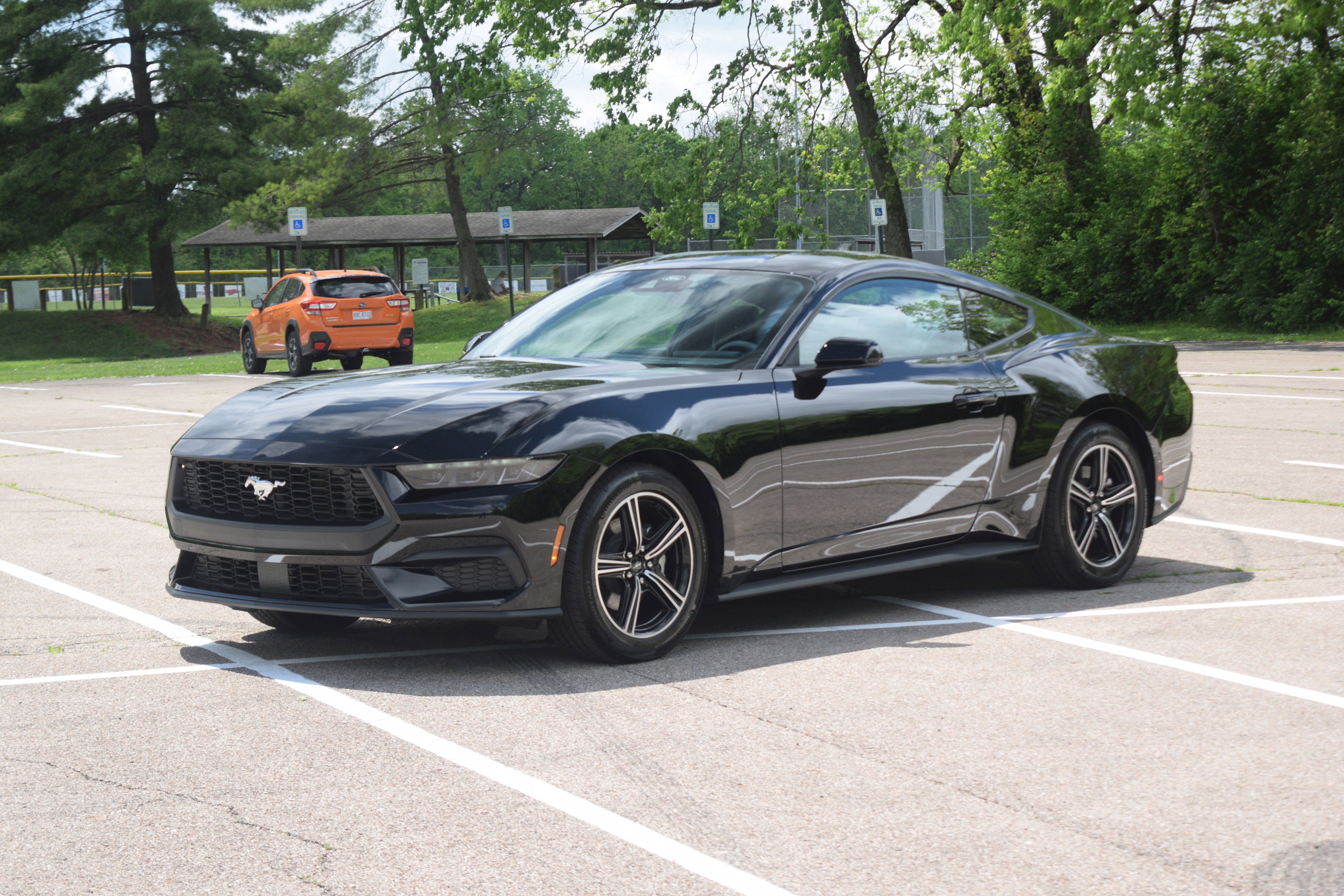 Used 2025 Ford Mustang Coupe RWD image 19