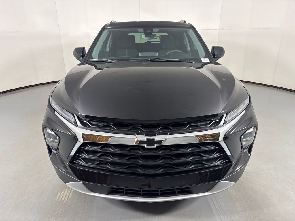 New 2026 Chevrolet Blazer LT w/ Convenience Package FWD image 4