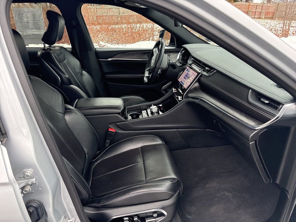 Certified 2021 Jeep Grand Cherokee L Overland w/ Advanced Protech Group III image 12