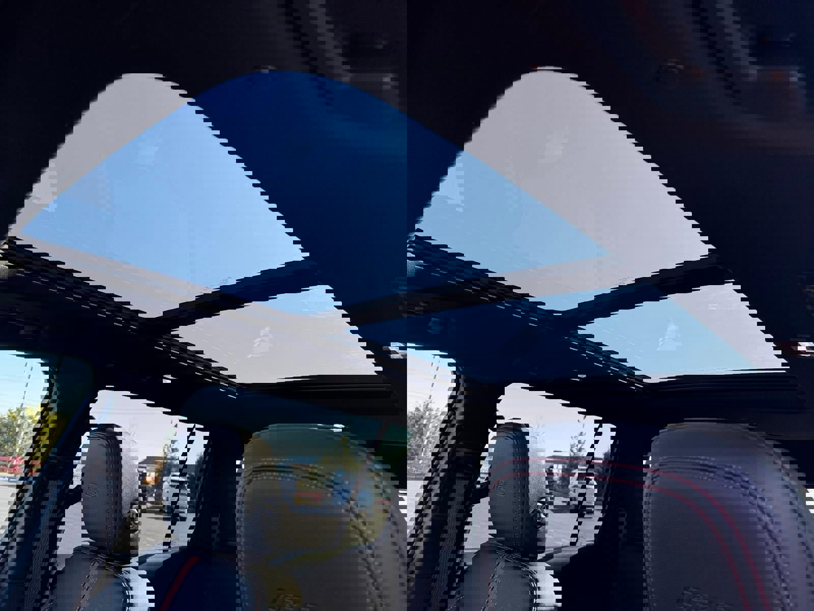 Used 2024 Chevrolet Traverse RS w/ LPO, Floor Liner Package AWD/4WD image 6