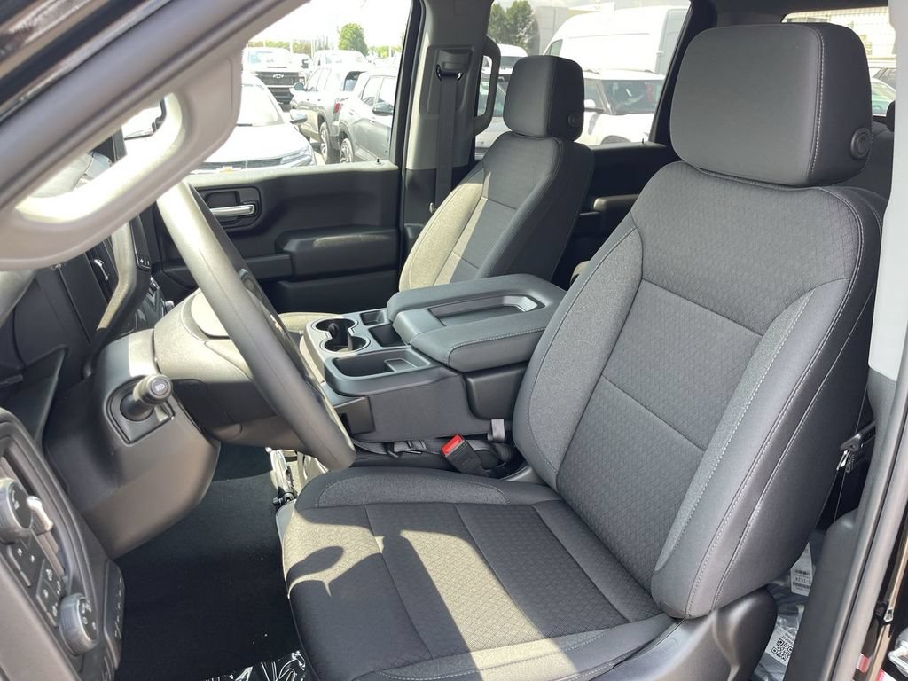 New 2026 Chevrolet Silverado 2500 Custom w/ Custom Value Package AWD/4WD image 11