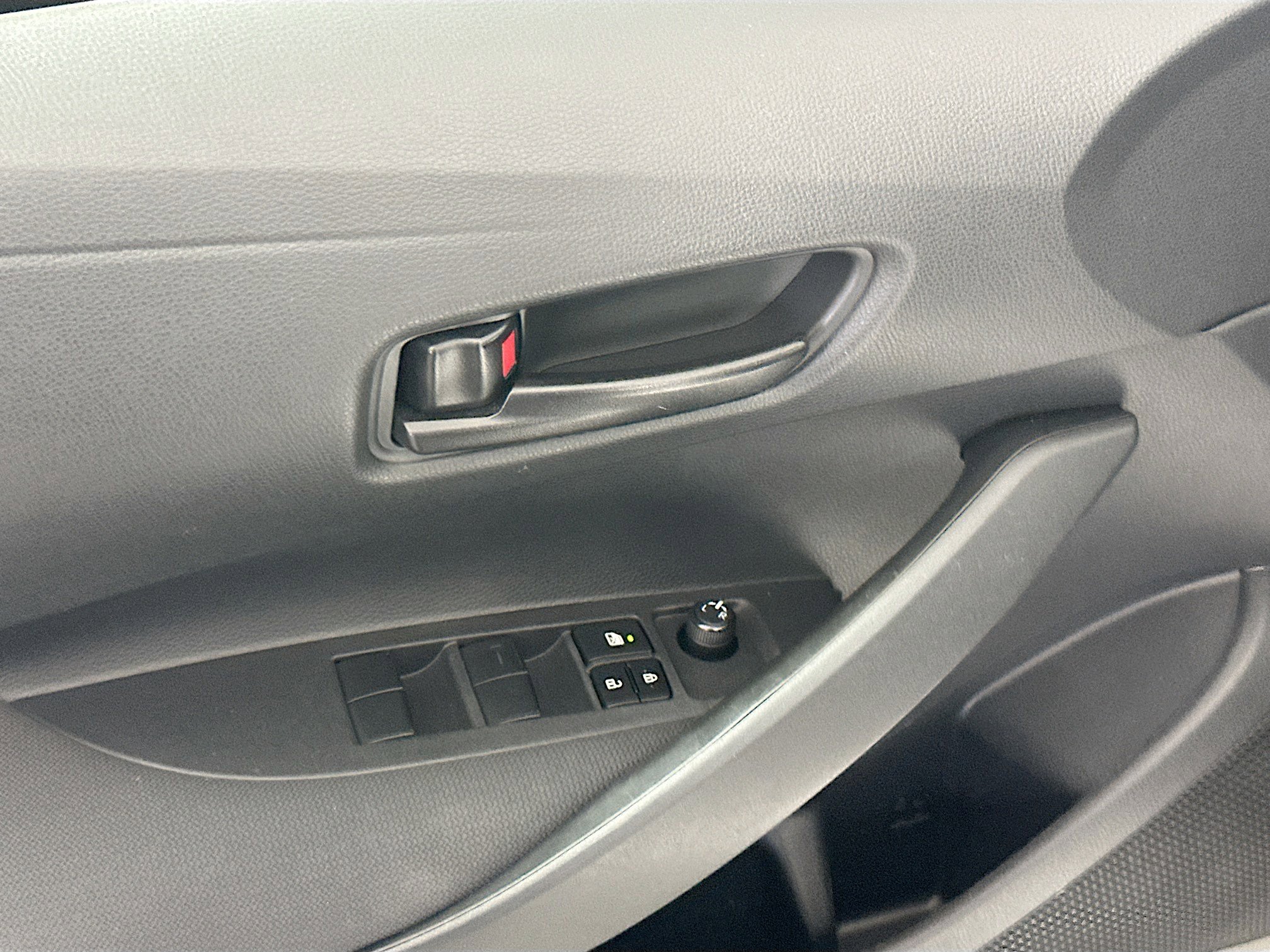 Used 2023 Toyota Corolla LE image 15