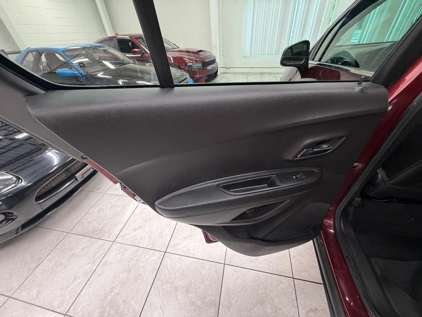 Used 2016 Chevrolet Trax LTZ AWD/4WD image 15