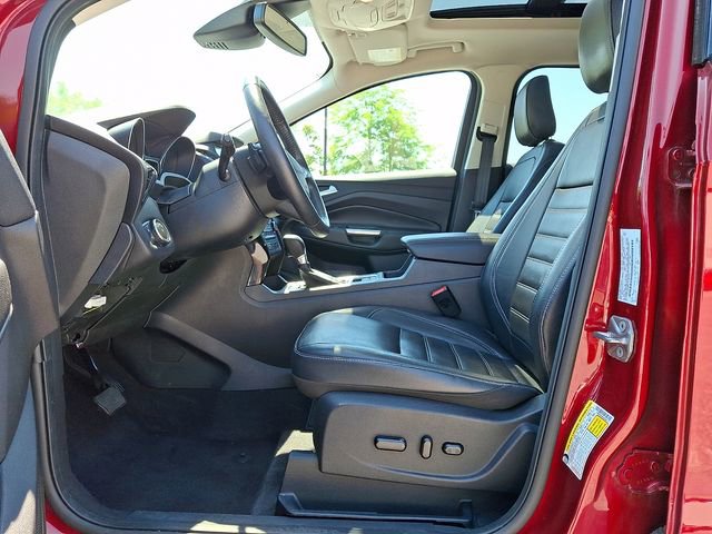 Used 2018 Ford Escape Titanium w/ Ford Safe & Smart Package AWD/4WD image 15
