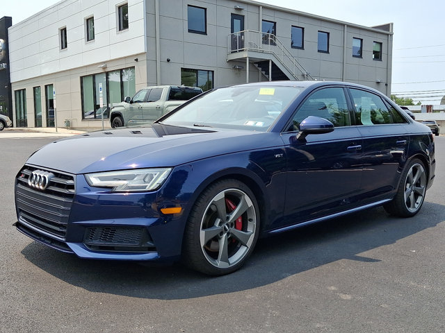 Used 2018 Audi S4 Premium Plus w/ Navigation Package AWD/4WD video 3