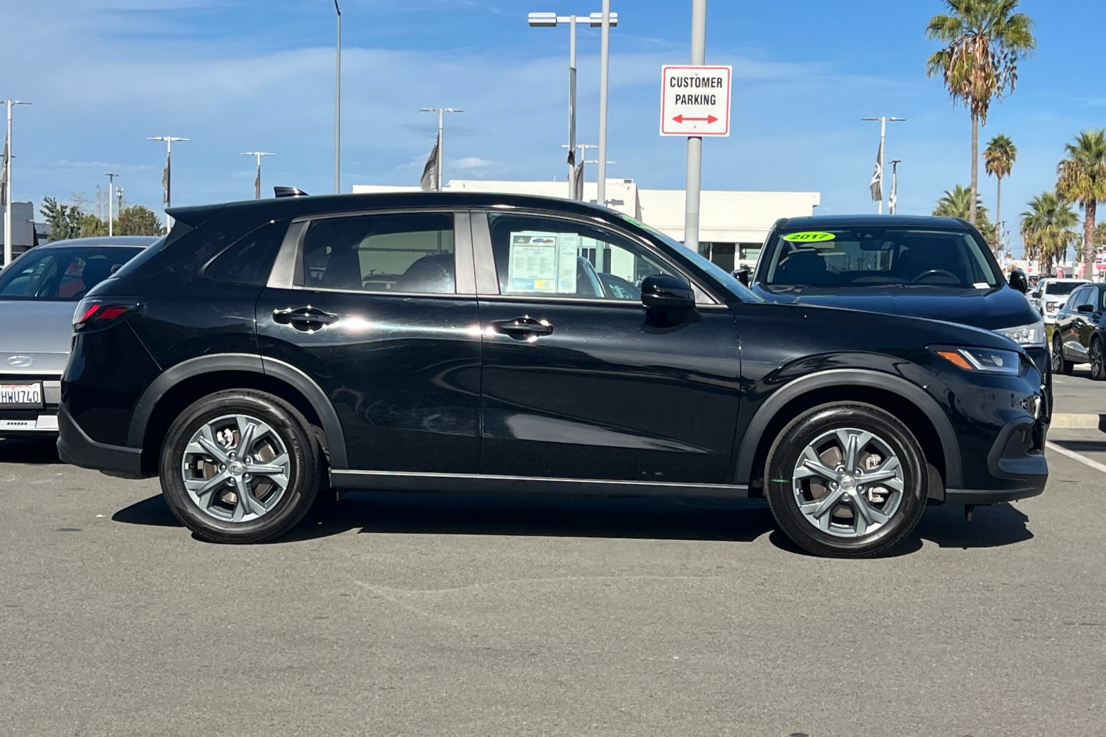 Used 2026 Honda HR-V LX image 3