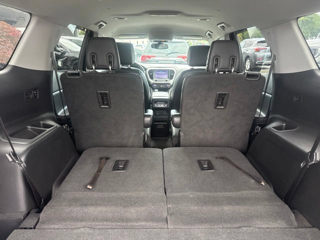 Used 2019 GMC Acadia SLT AWD/4WD image 24
