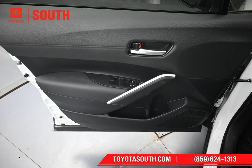 Used 2026 Toyota Corolla Cross AWD Hybrid w/ Convenience Package image 27
