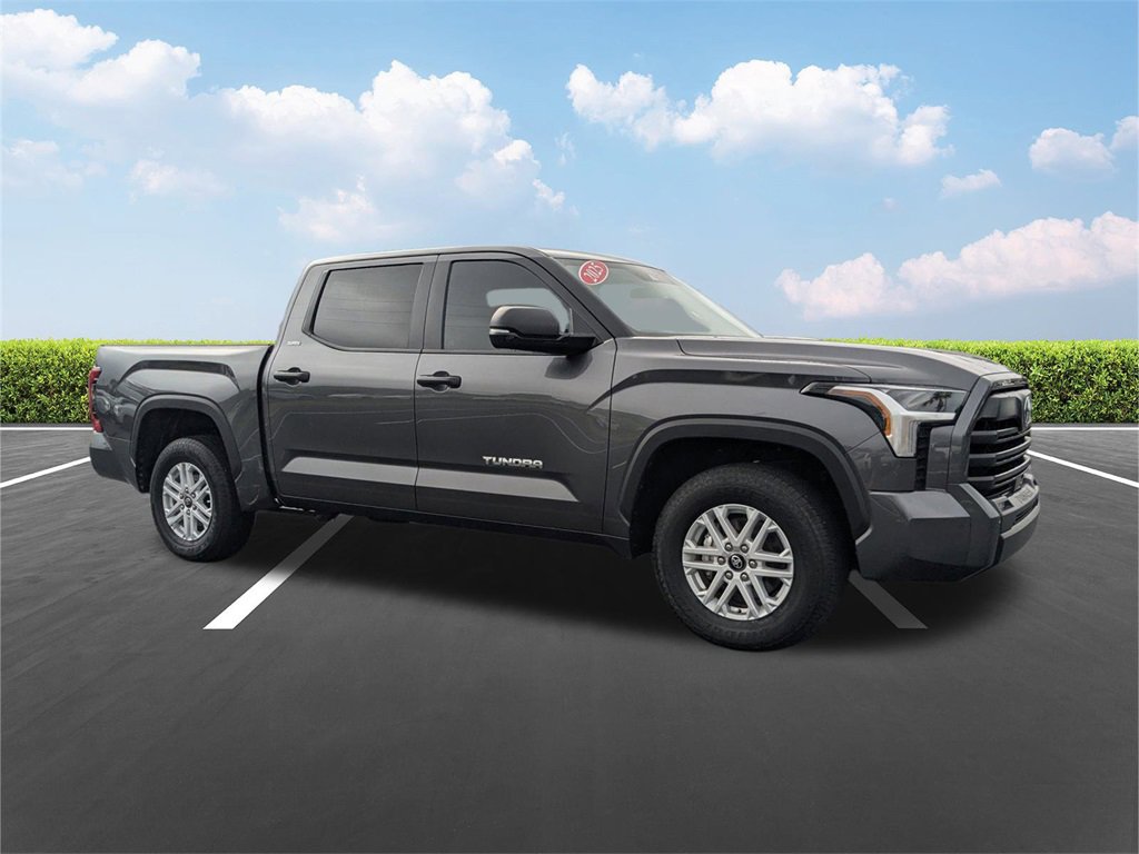 Used 2025 Toyota Tundra SR5 w/ SR5 Convenience Package image 2