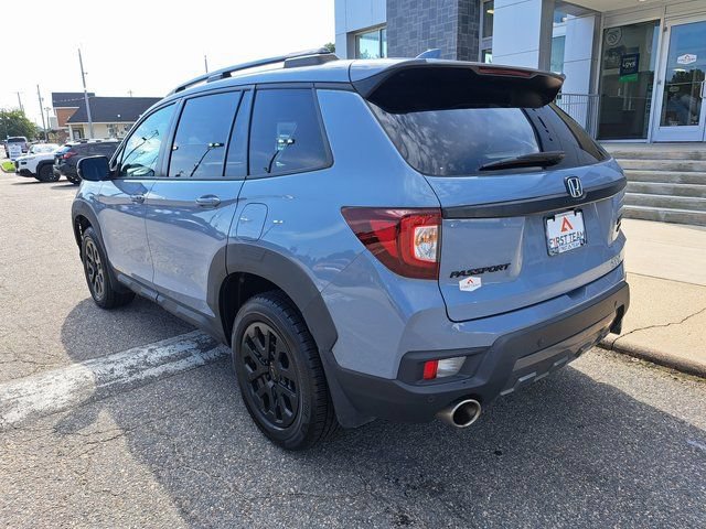 Used 2023 Honda Passport TrailSport image 4