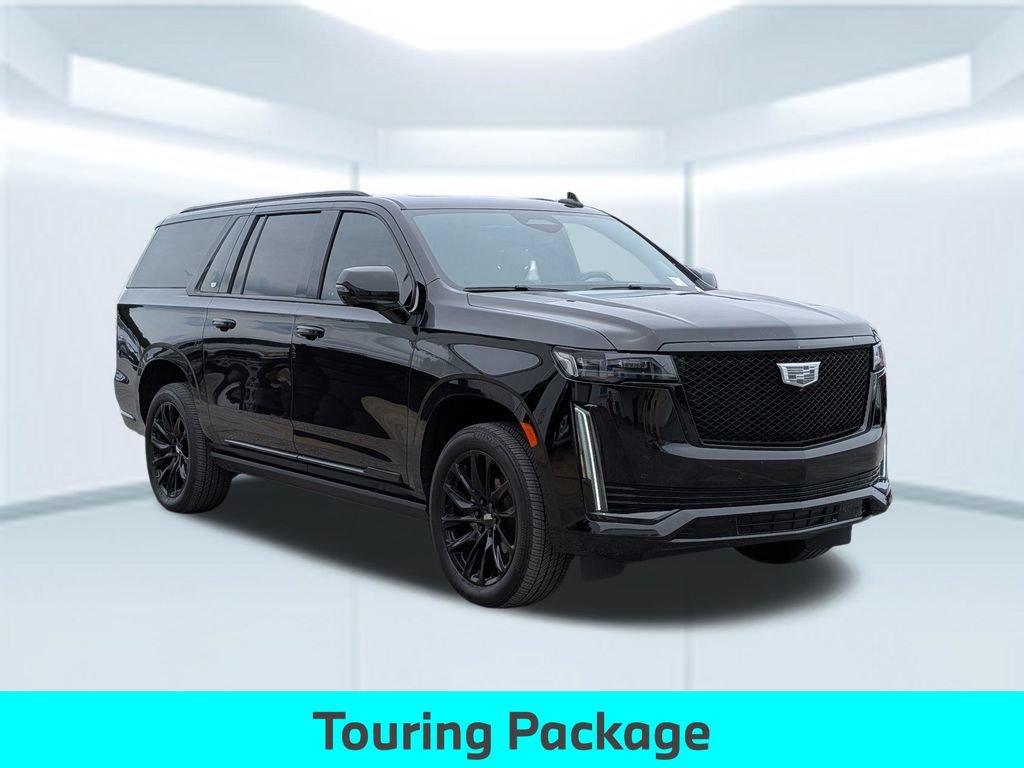 Used 2024 Cadillac Escalade ESV Sport Platinum w/ LPO, ONYX Package AWD/4WD image 9