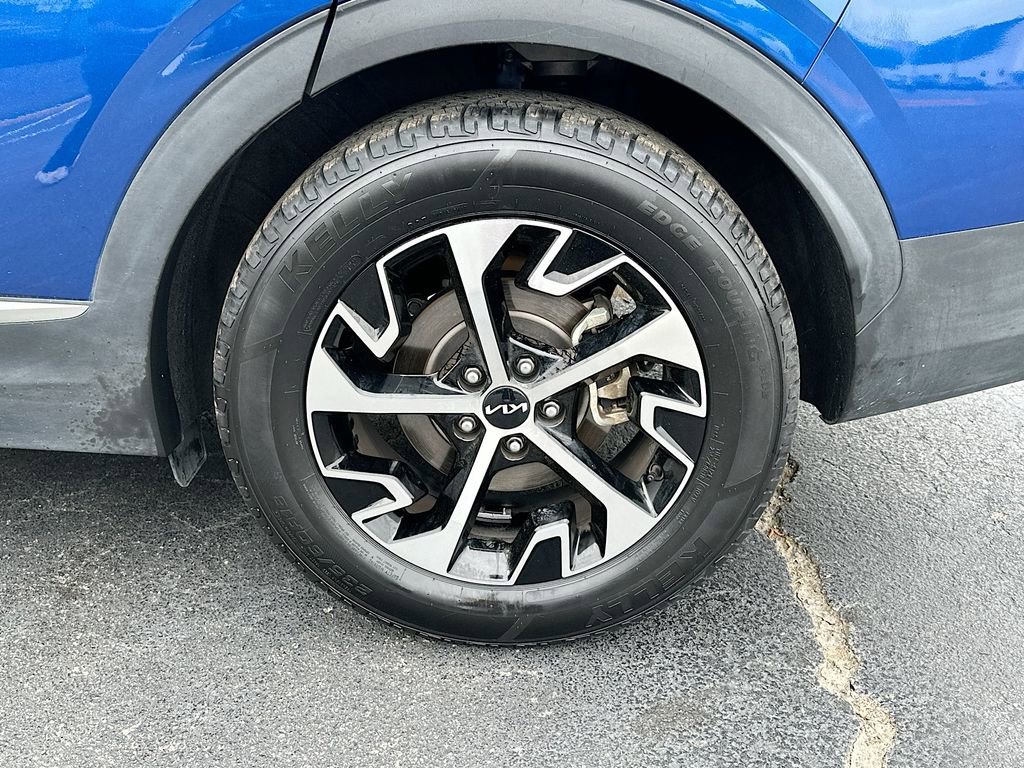 Used 2023 Kia Sportage EX image 24