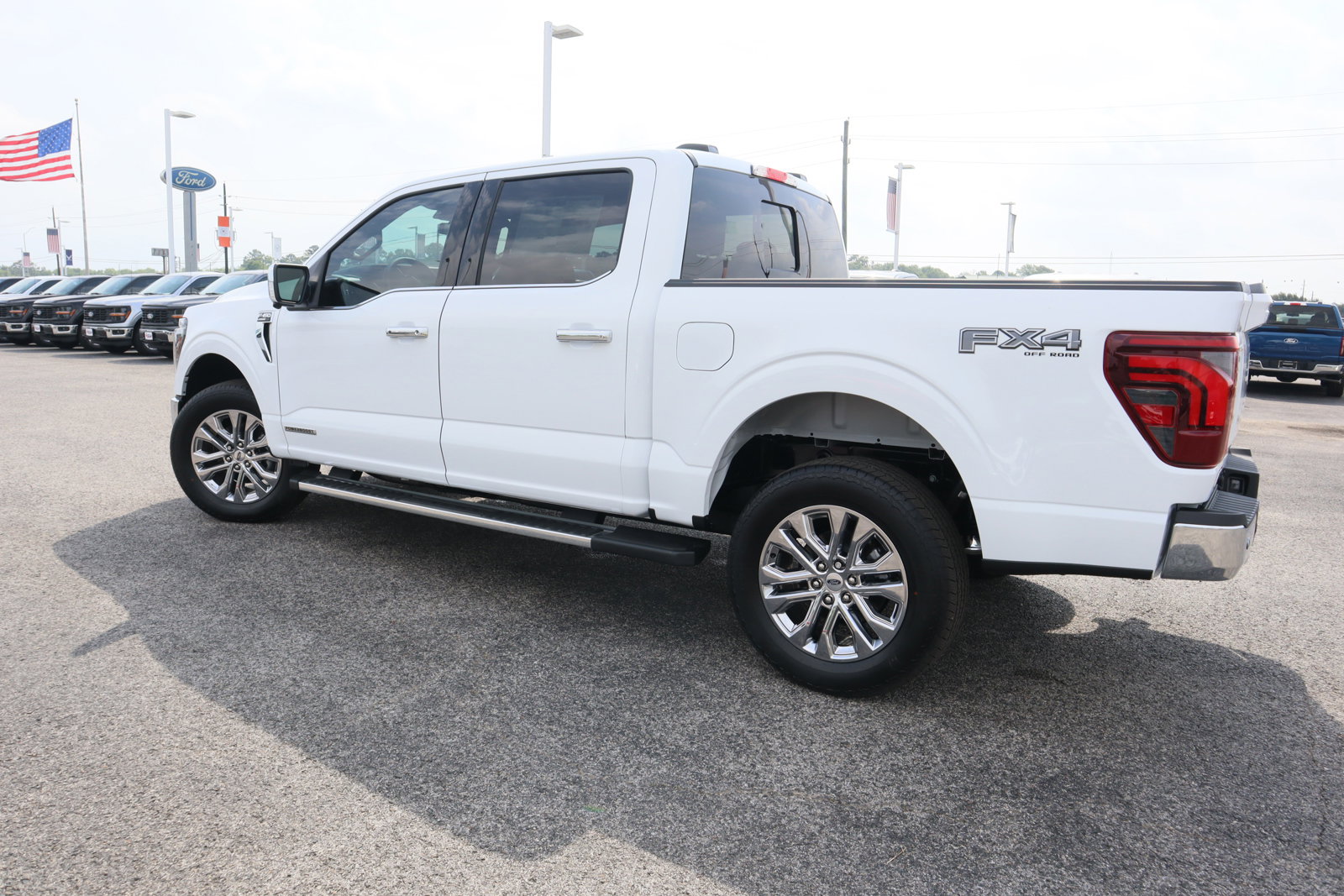 New 2025 Ford F150 Lariat w/ Equipment Group 502A High image 8