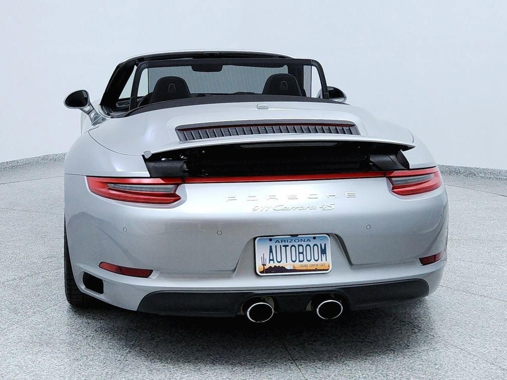 Used 2017 Porsche 911 Carrera 4S image 4