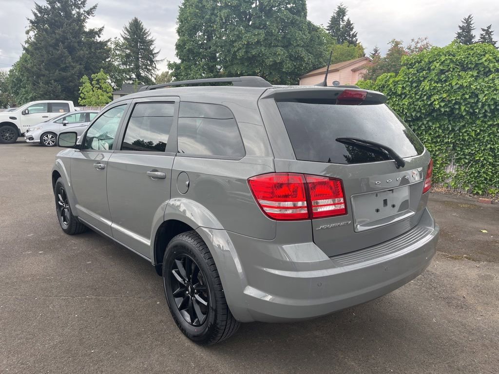 Used 2020 Dodge Journey SE w/ SE Popular Equipment Group FWD image 5