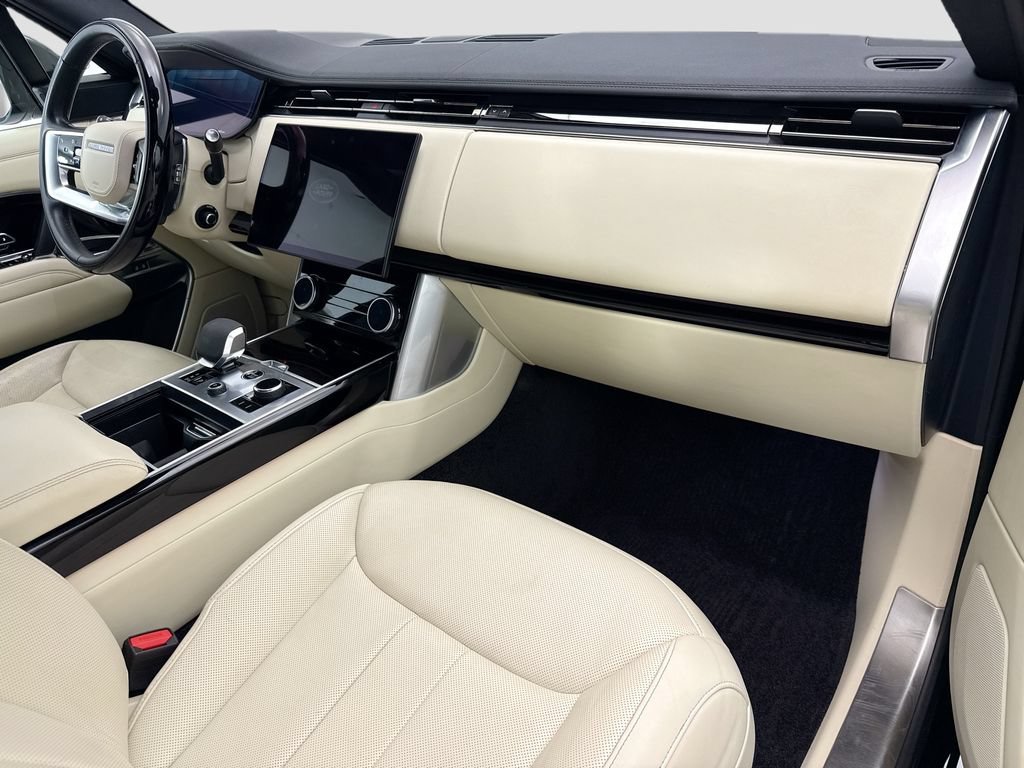 Certified 2023 Land Rover Range Rover SE AWD/4WD image 16