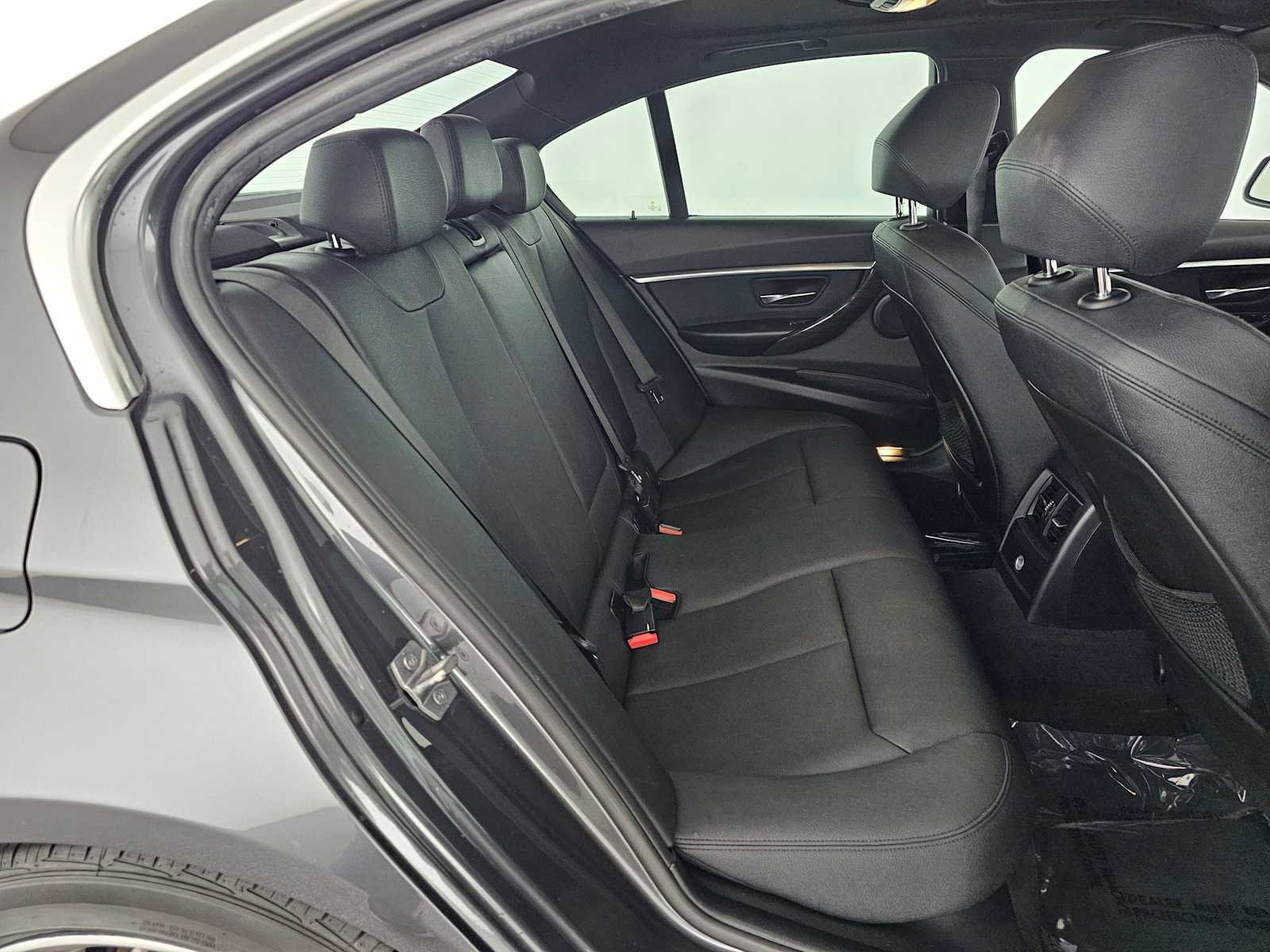 Used 2018 BMW 328d Sedan image 12