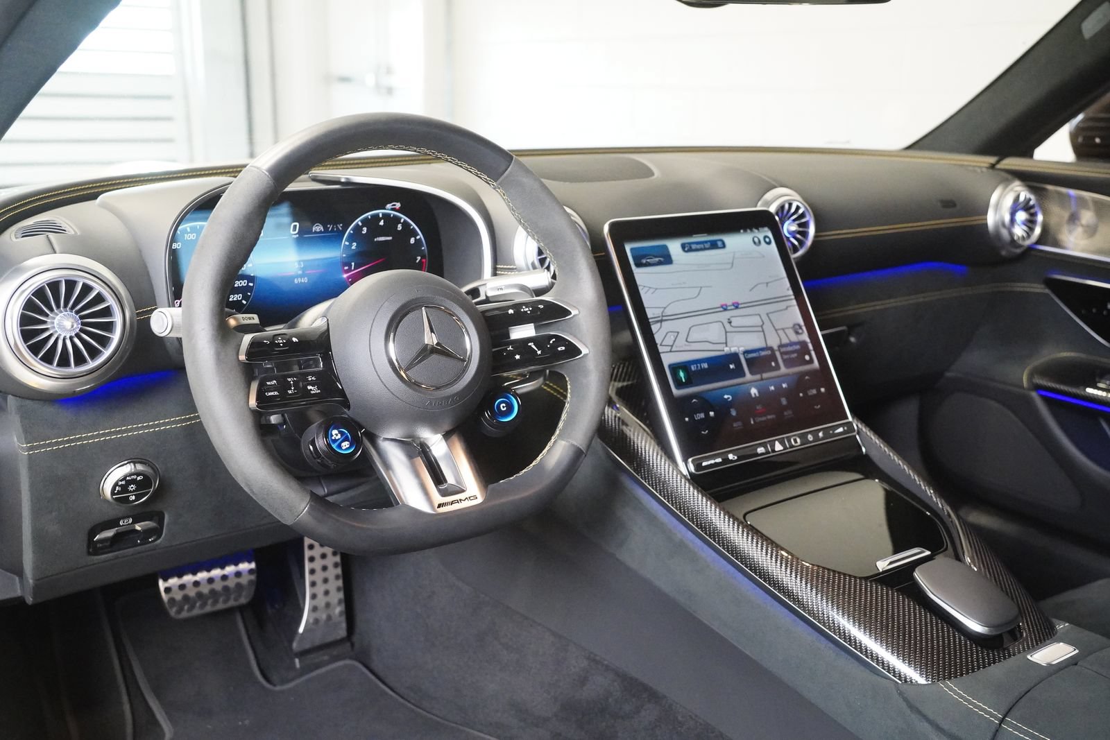 Certified 2025 Mercedes-Benz AMG GT 63 image 15