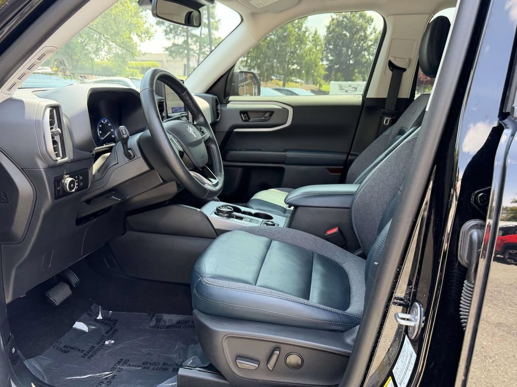 Used 2023 Ford Bronco Sport Outer Banks w/ Tech Package AWD/4WD image 16